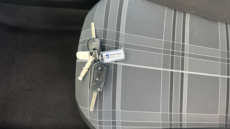 Peugeot 108 1.0 Active 5dr 2-Tronic Petrol Hatchback